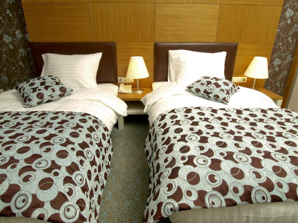 Grand Nur Plaza Hotel Aktau  Rum bild