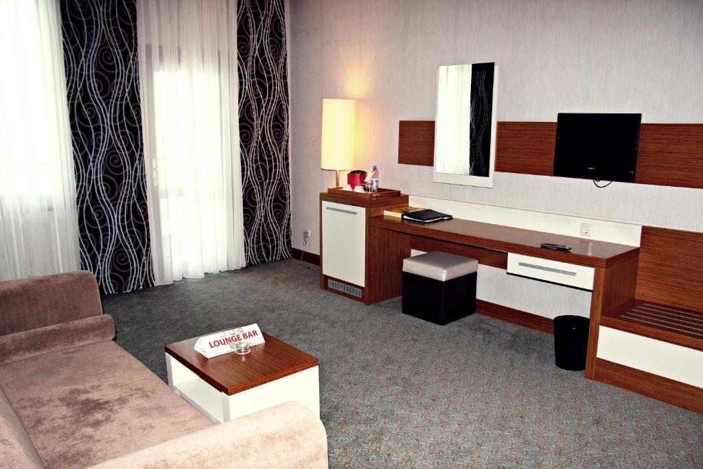 Grand Nur Plaza Hotel Aktau  Rum bild