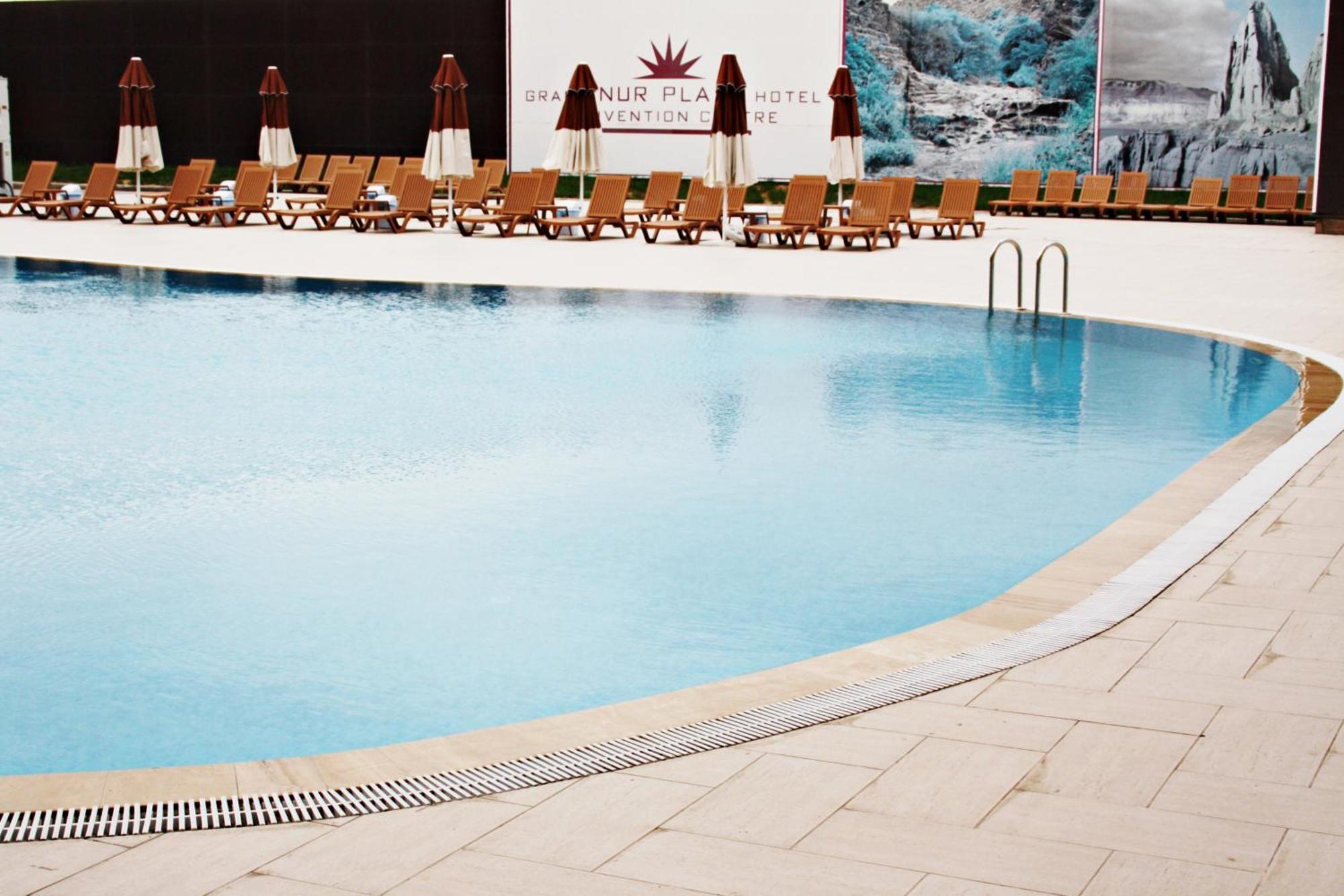 Grand Nur Plaza Hotel Aktau  Exteriör bild