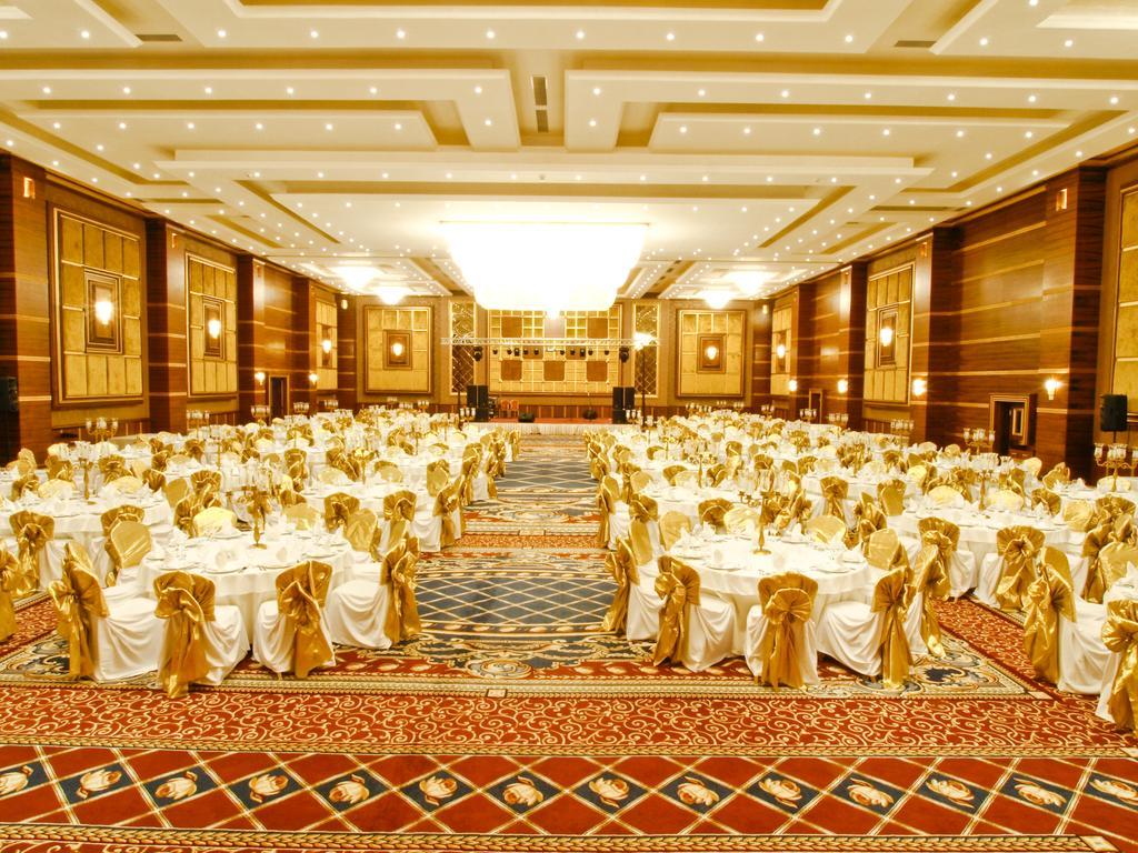 Grand Nur Plaza Hotel Aktau  Exteriör bild