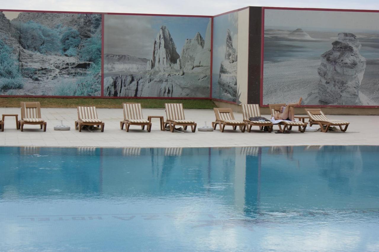 Grand Nur Plaza Hotel Aktau  Exteriör bild